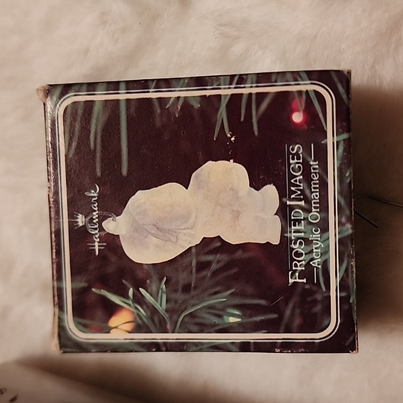 HALLMARK KEEPSAKE ORNAMENTS  * ( 3 TOTAL  ) - Picture 4 of 9